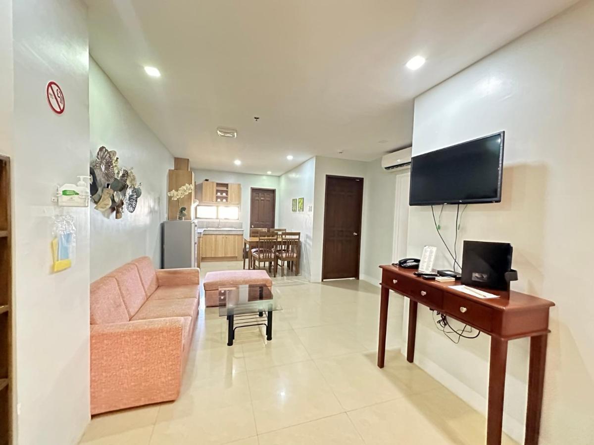 Sebastien Hotel Lapu-Lapu City Dış mekan fotoğraf