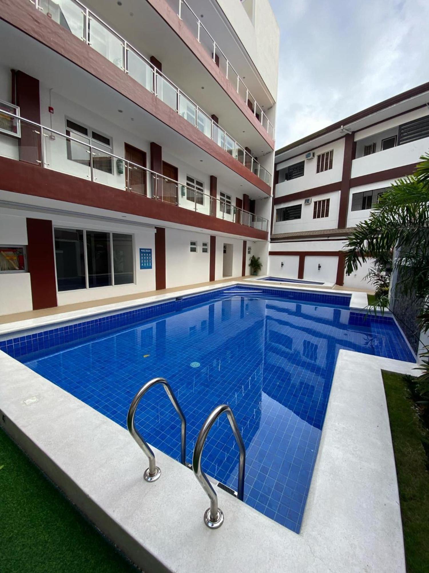 Sebastien Hotel Lapu-Lapu City Dış mekan fotoğraf