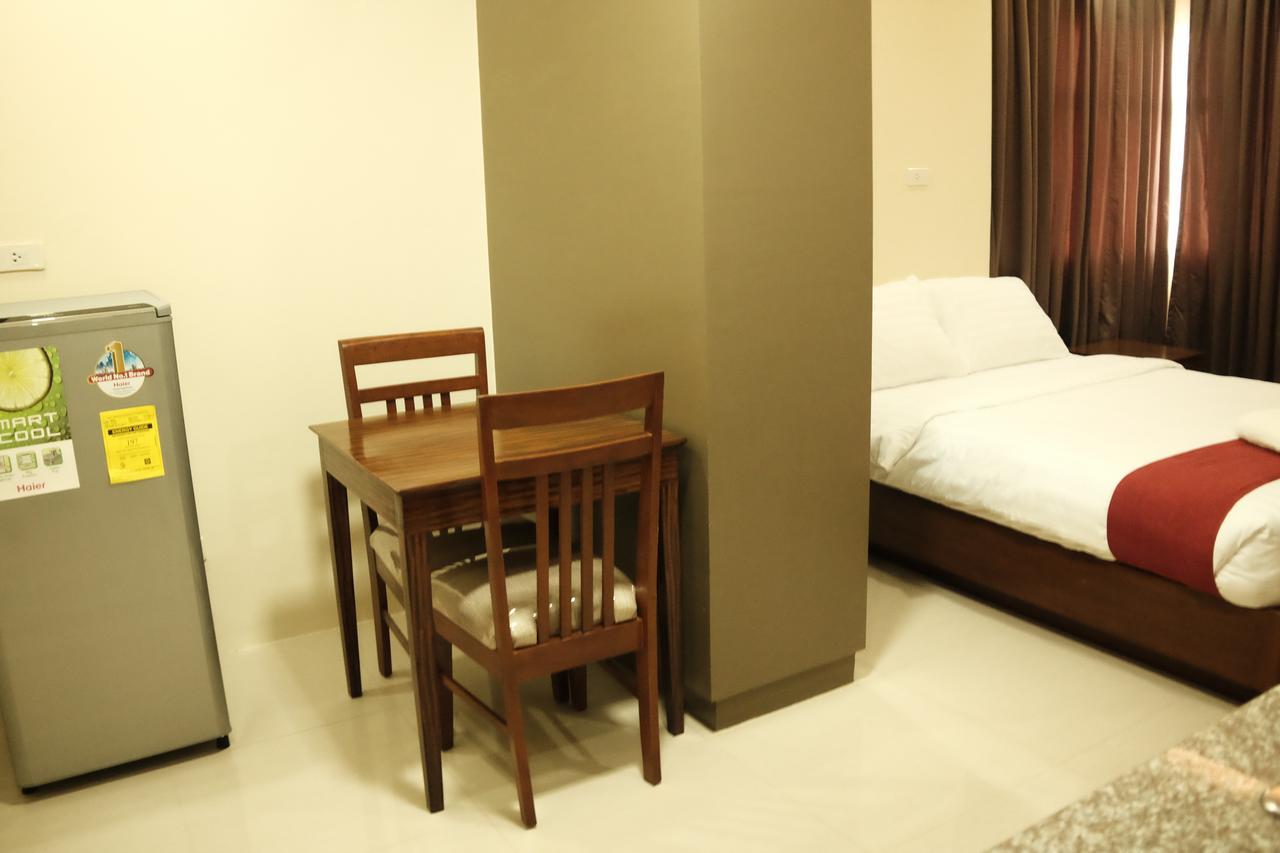 Sebastien Hotel Lapu-Lapu City Dış mekan fotoğraf