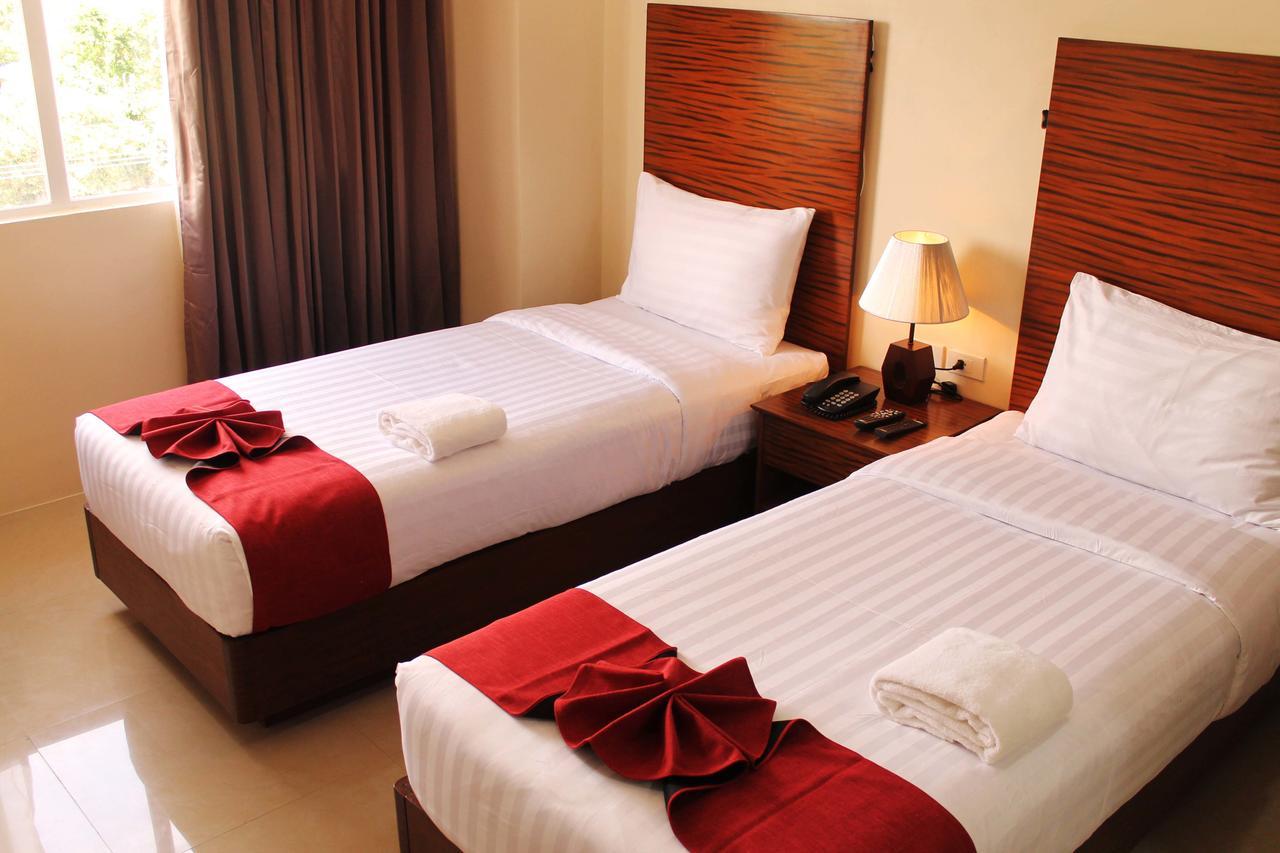 Sebastien Hotel Lapu-Lapu City Dış mekan fotoğraf