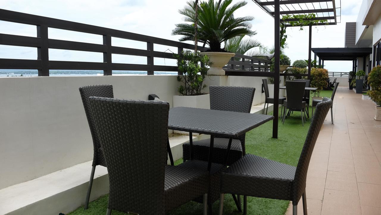 Sebastien Hotel Lapu-Lapu City Dış mekan fotoğraf